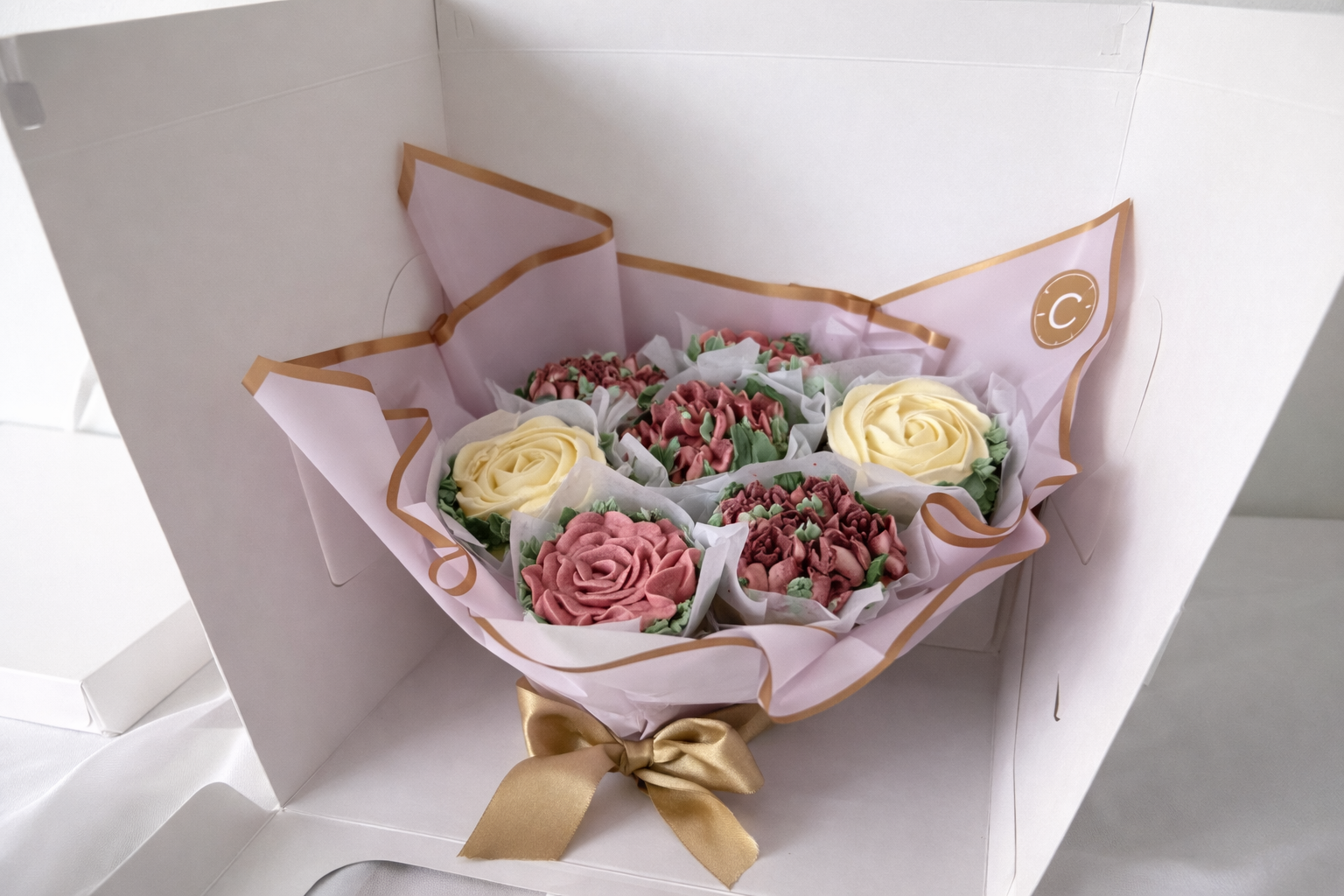Ramo de cupcakes  para regalar,  Regalos Bogotá , Pasteleria personalizada 