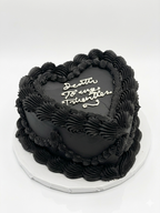 Torta corazon negro clasico tortas corazon bogota 
tortas bogota personalizadas
tortas personalizadas en bogota
tortas de cumpleaños bogotá