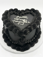 Torta corazon negro clasico 