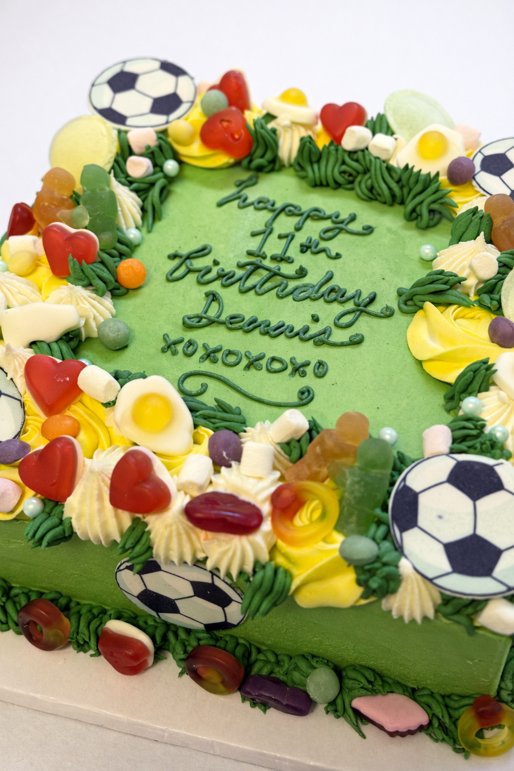 Torta cuadrada futbol dulces  tortas  bogotá
tortas futbol bogota
tortas bogota personalizadas
tortas personalizadas en bogota
tortas de cumpleaños bogotá
