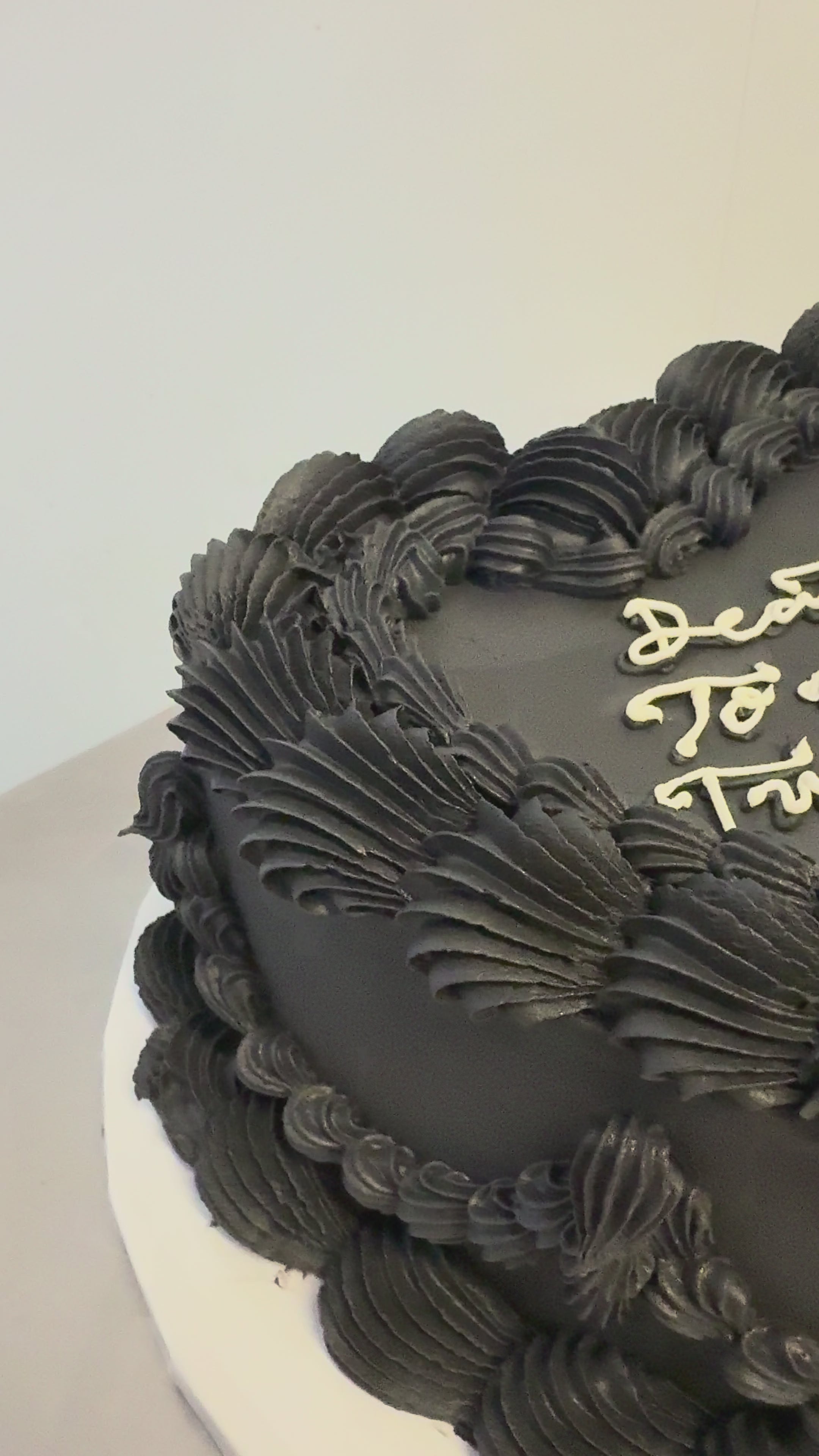 Torta corazon negra