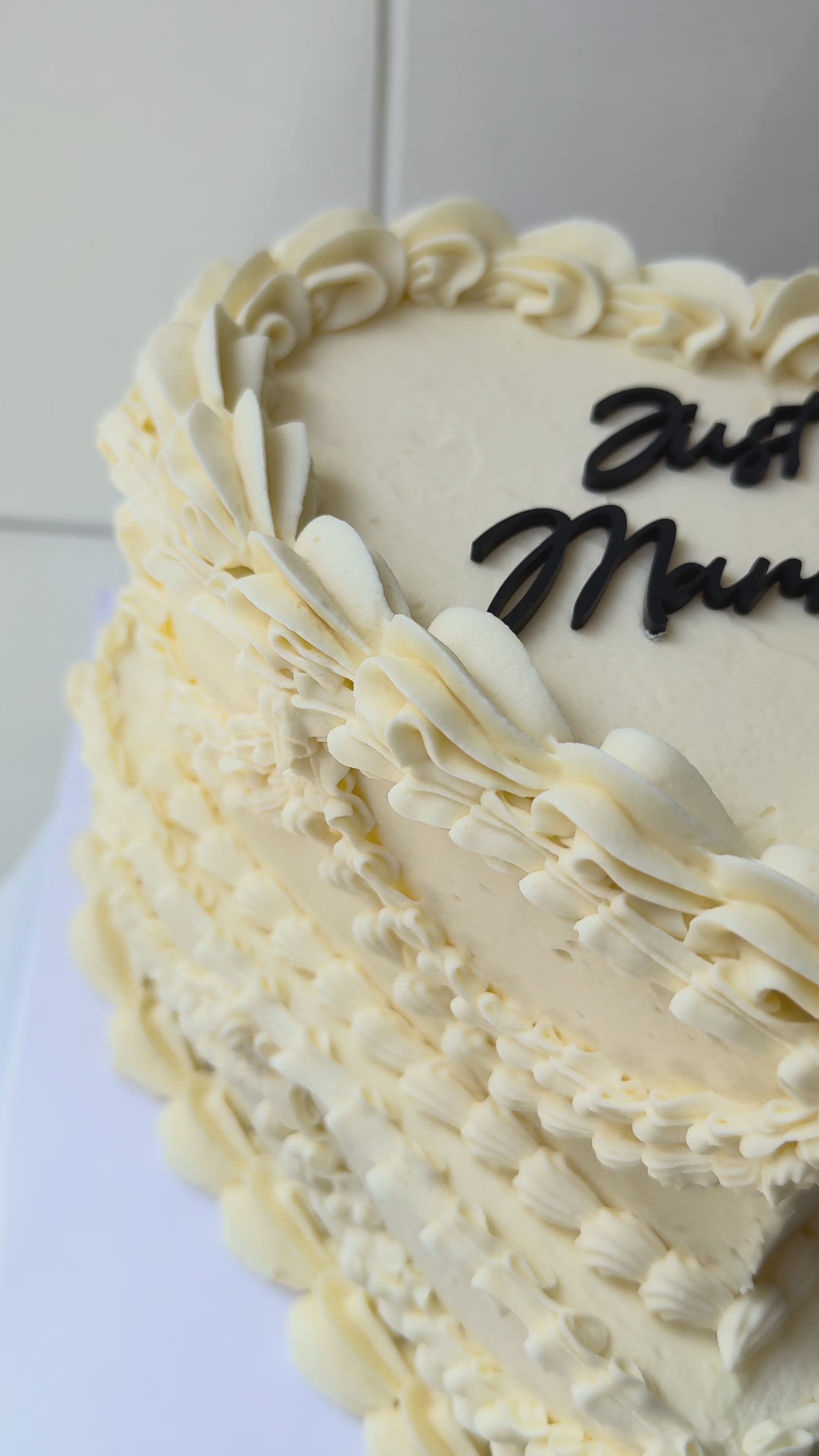 Torta Corazon 2 pisos Just Married