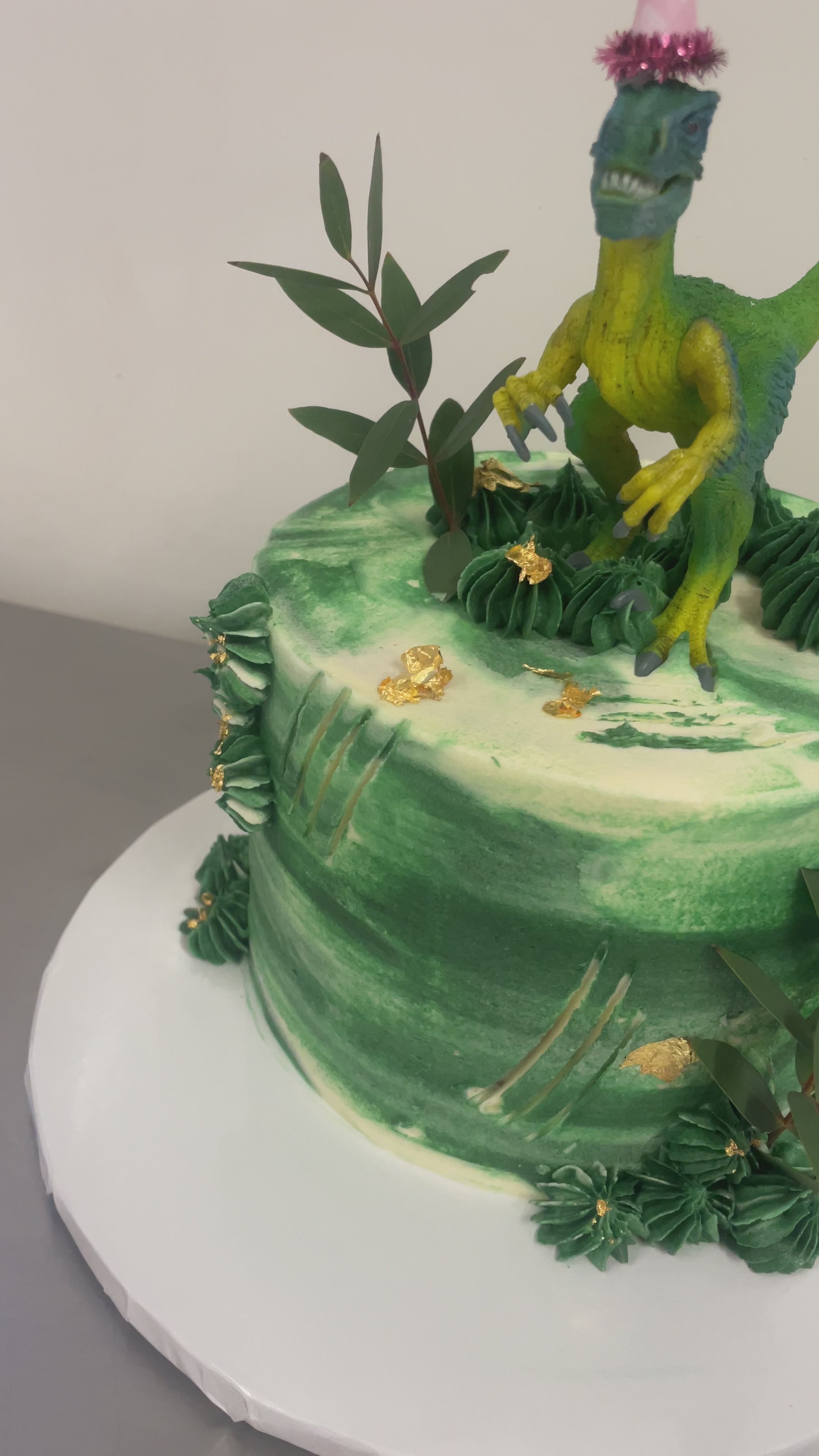 Torta dinosaurio en crema Bogotá